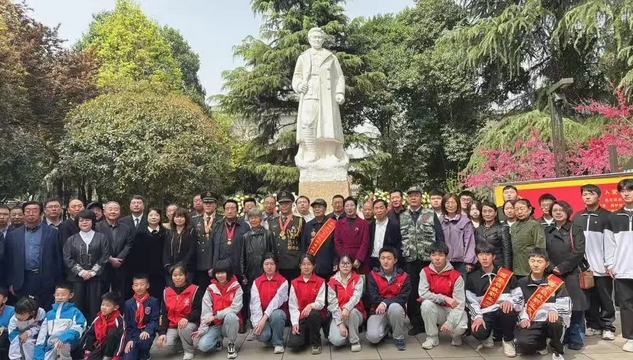 西安启航职业高级中学2025年第4期工作简报